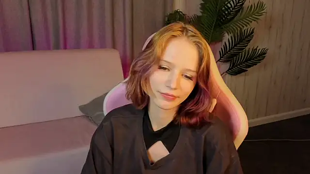 צ'אט XXX בשידור חי של AliceJohansone
