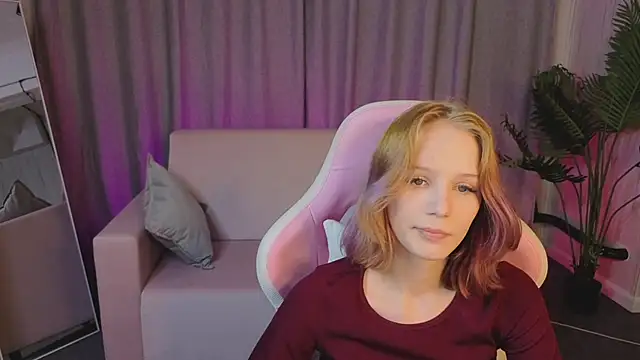 AliceJohansone's Live XXX Chat