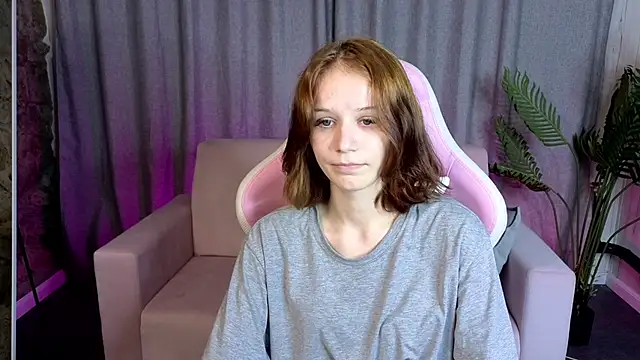 AliceJohansone's Live XXX Chat