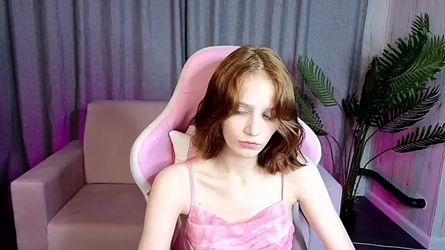 Chat +18 de AliceJohansone ao vivo