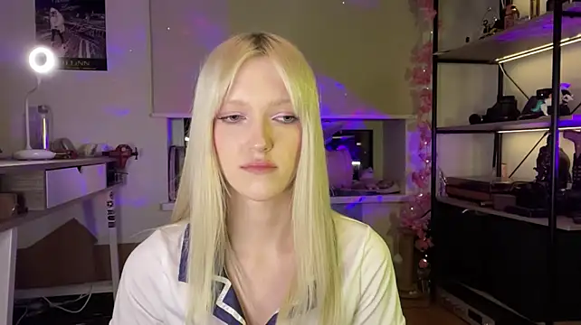 ShoshanaNoguerasn Webbikameraesitys