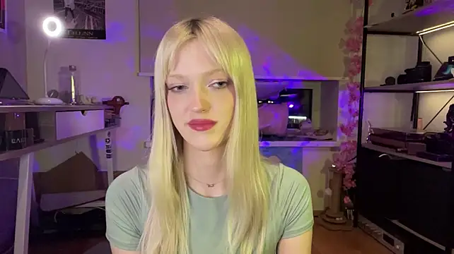 Živý XXX chat ShoshanaNogueras