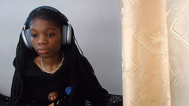 Webkamerová show PetiteBarbie_05