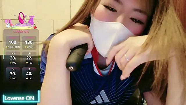 Michan_ 网络视讯表演