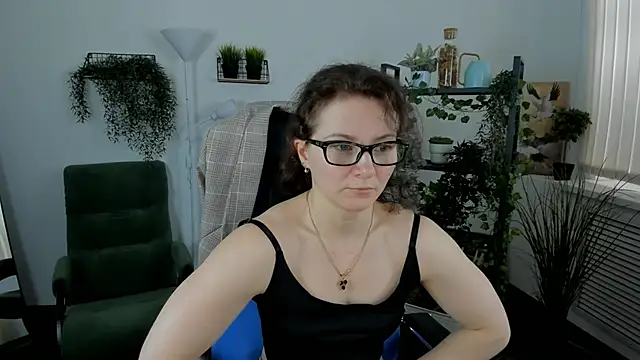 AureliaGleam's Live XXX Chat
