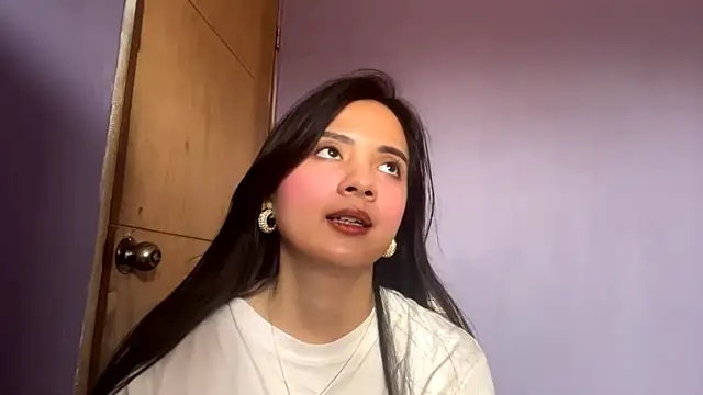 LiliaMadon 即時 XXX 聊天