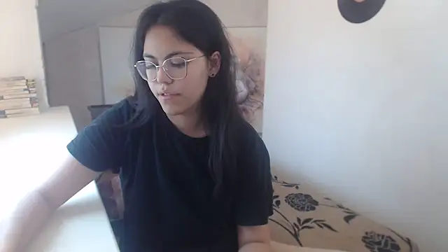 Anda_here's Live XXX Chat