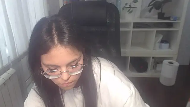 Anda_here's Live XXX Chat