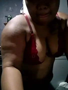 ChubbyMidgetxxx19 Live XXX Chat