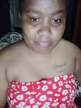 Živý XXX chat ChubbyMidgetxxx19