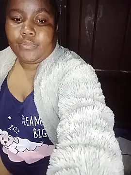 XXX chat uživo modela ChubbyMidgetxxx19
