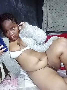 Chat +18 de ChubbyMidgetxxx19 ao vivo