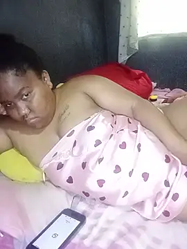 ChubbyMidgetxxx19 Adlı Modelin Canlı XXX Sohbeti