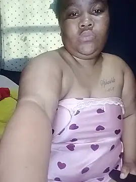 ChubbyMidgetxxx19 XXX чат на живо