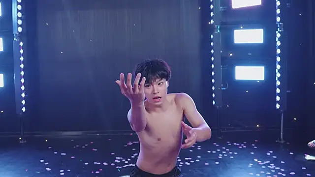 YD-Boy webcam show