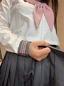 Hinanochan Adlı Modelin Canlı XXX Sohbeti