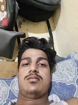 your_shezada Show in webcam