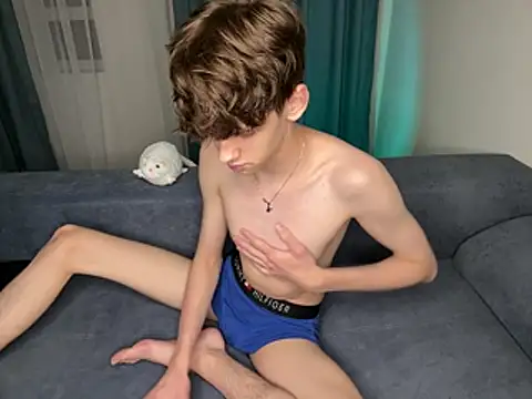 Ryann_Desire Show Webcam