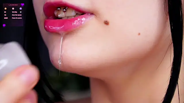 MelaineCore's Live XXX Chat