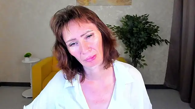 gracekellyyyn Live XXX chat
