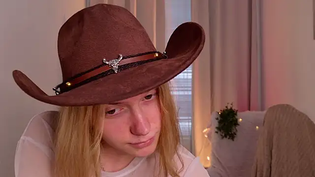MilanaRayy's Webcam Show