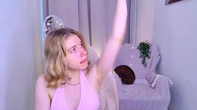 MilanaRayy's Webcam Show