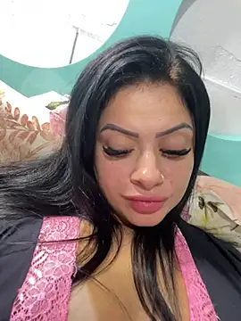 Show de belababyy na webcam