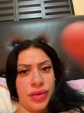 Show de belababyy na webcam
