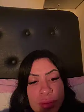 Show de belababyy na webcam