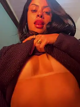 Show de belababyy na webcam