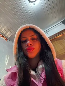 Show de belababyy na webcam