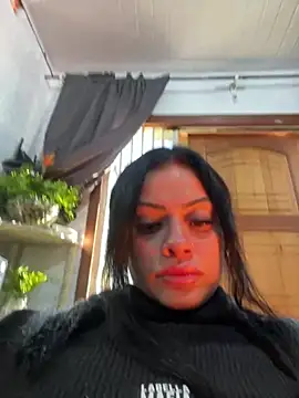 Show de belababyy na webcam