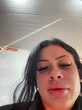 Show de belababyy na webcam