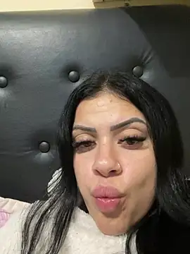 Show de belababyy na webcam