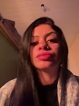 Show de belababyy na webcam