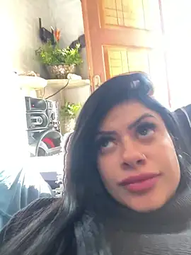 Show de belababyy na webcam