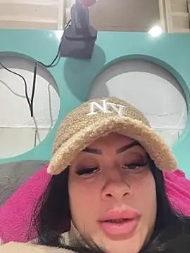 Show de belababyy na webcam