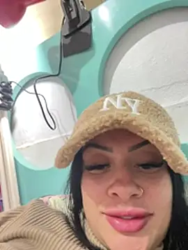 Show de belababyy na webcam