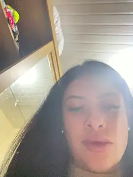 Show de belababyy na webcam