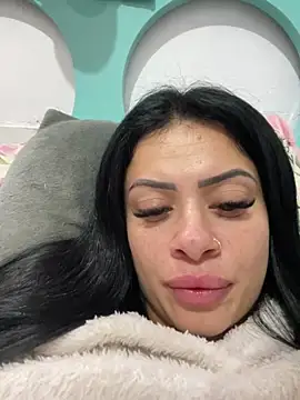 Show de belababyy na webcam