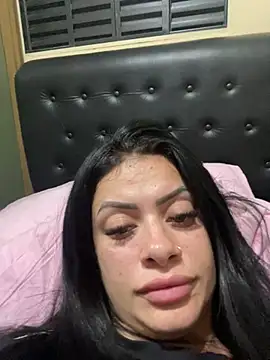 Show de belababyy na webcam
