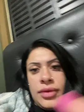 Show de belababyy na webcam