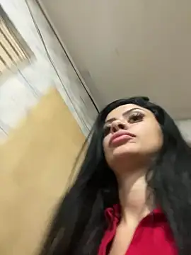 Show de belababyy na webcam