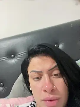 Show de belababyy na webcam