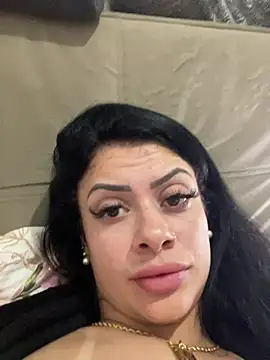 Show de belababyy na webcam