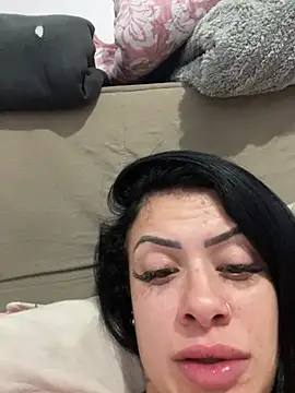 Show de belababyy na webcam