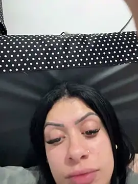 Show de belababyy na webcam