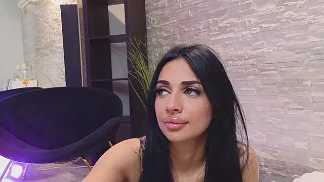 Pokazy przed kamerką – VanessaVosss