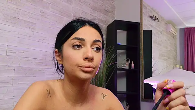 VanessaVosss: вебкам-шоу
