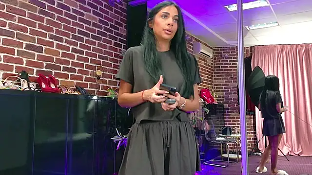 VanessaVosss' Live XXX Chat